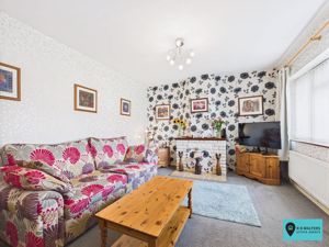 Living Room- click for photo gallery